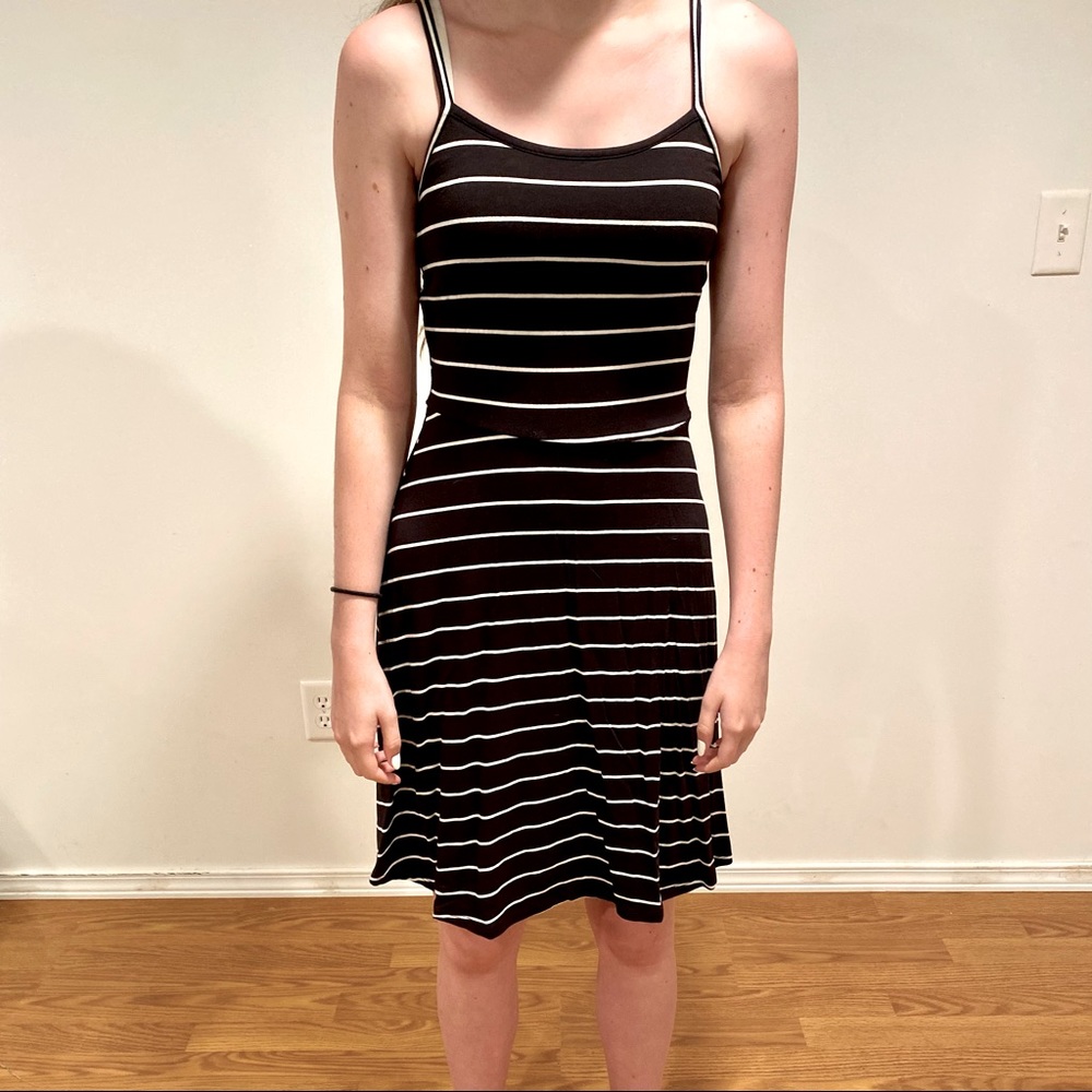 2/$25 Jersey knit dress
